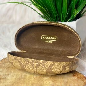 Coach Clamshell Monogram Sunglasses Case! NEW